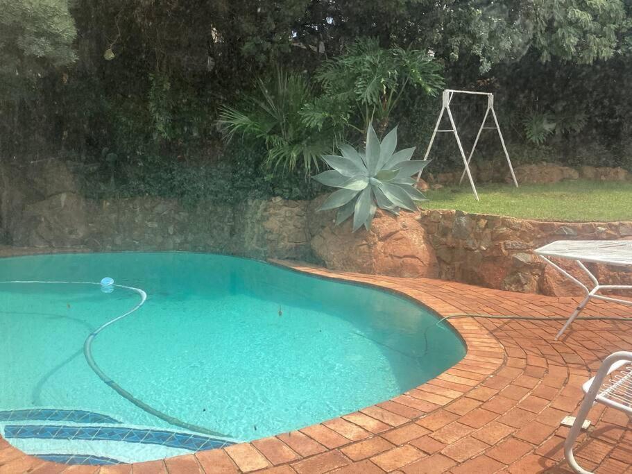 Suburban Tranquility Holiday home *